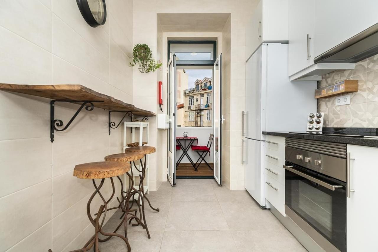 ליסבון Rustic M2 R1 - Amazing Double Room With Shared Bathroom מראה חיצוני תמונה